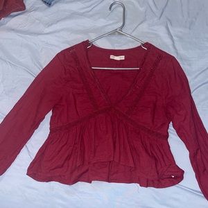 Cropped Aeropostale Shirt